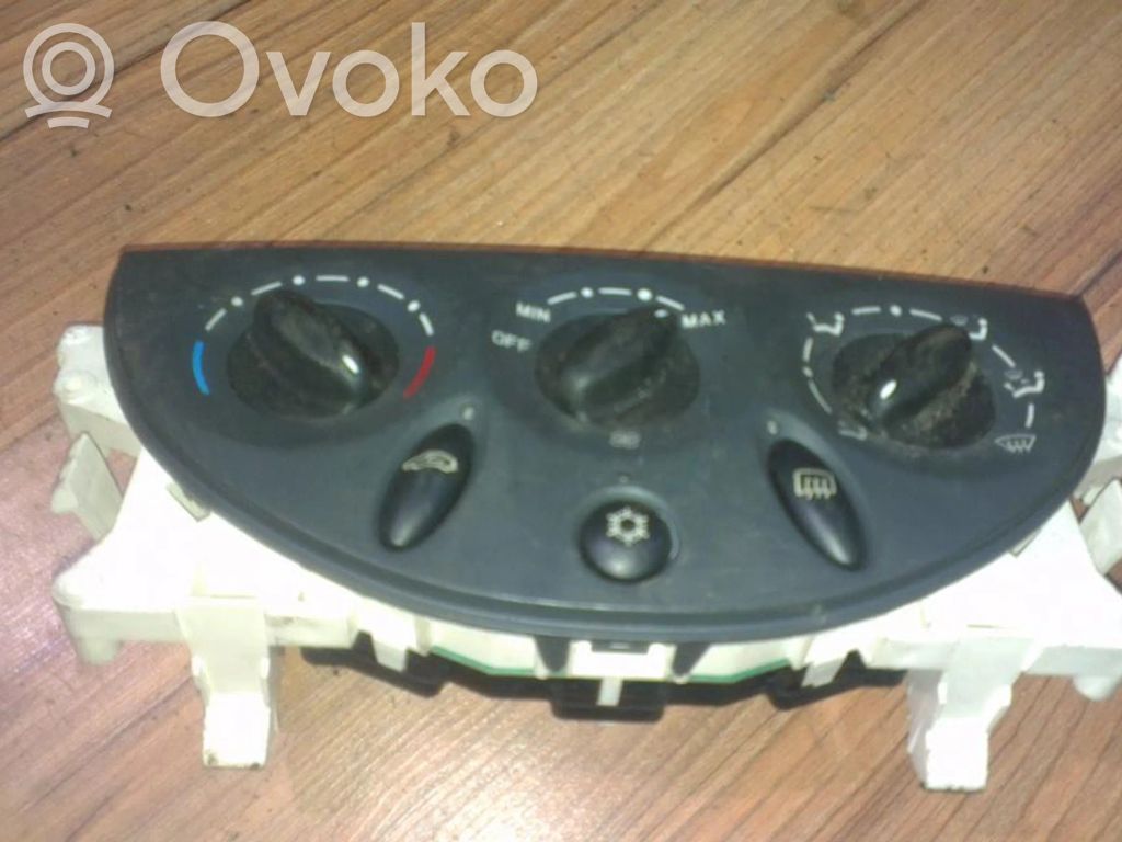 Citroen C5 Climate control unit 