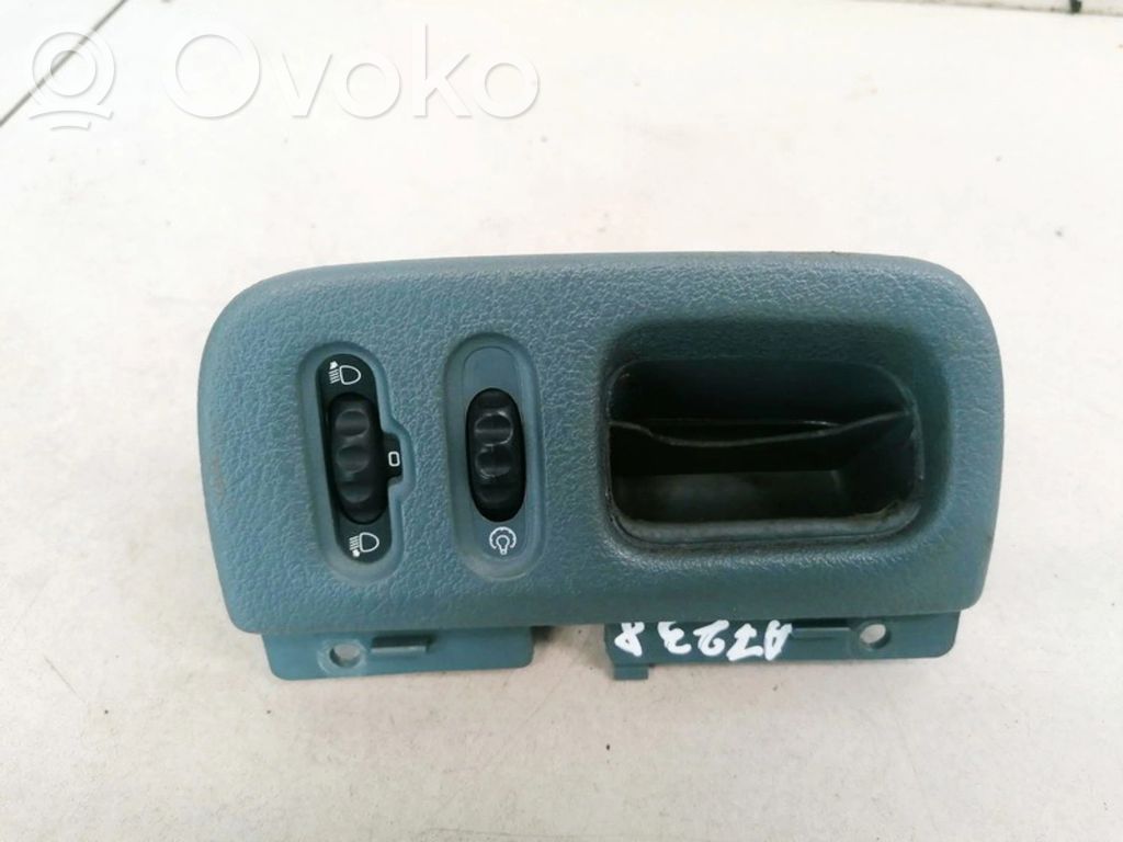 Headlight level height control switch   7700841235B,7700416950,7700416950,7700841235B