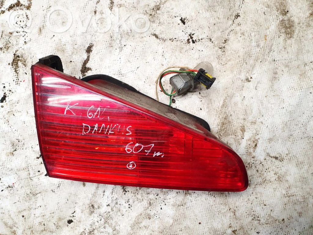 Peugeot 607 Luci posteriori del portellone del bagagliaio 