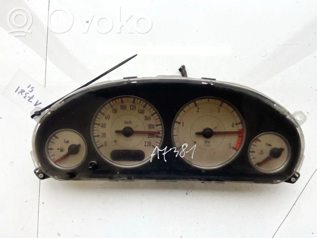 Chrysler Voyager Licznik / Prędkościomierz 