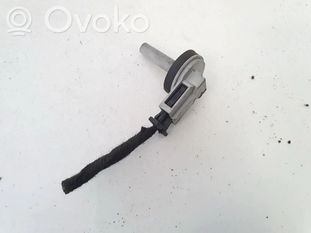 Volkswagen PASSAT B5.5 Senzor temperatură interioară