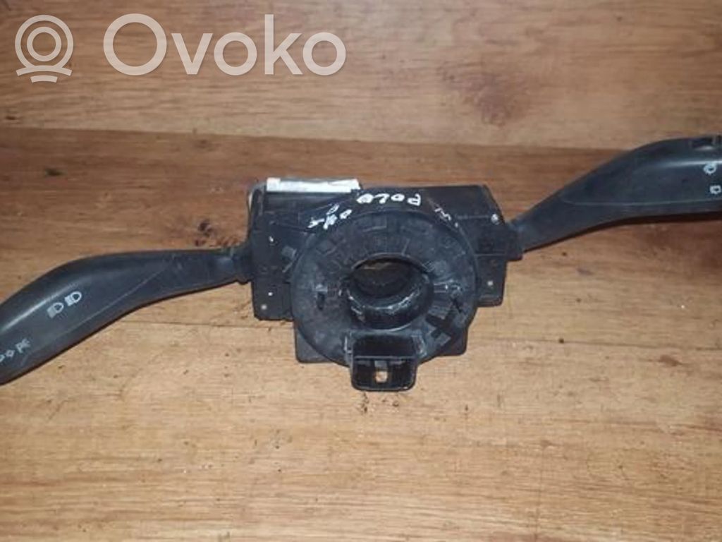 Volkswagen Polo Leva/interruttore dell’indicatore di direzione e tergicristallo