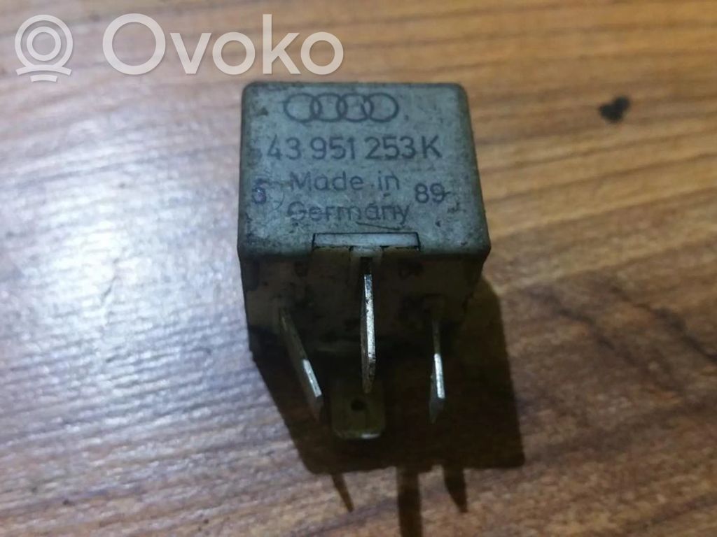 Audi 80 90 S2 B4 Otros relés 