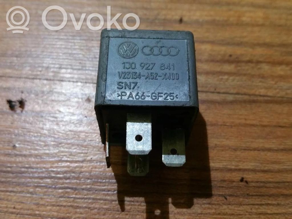 Muu rele   1J0927841,V23134A52X400,1J0927841,V23134A52X400,V23134A52X400
