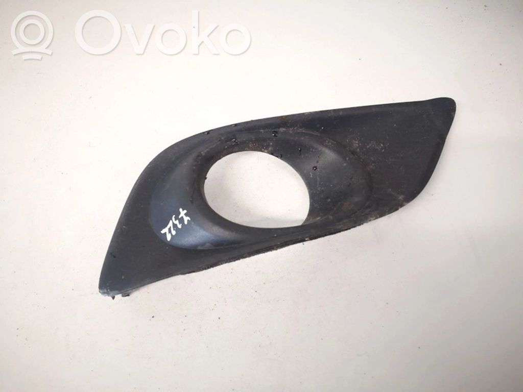 Toyota Avensis T250 Kratka dolna zderzaka przedniego 