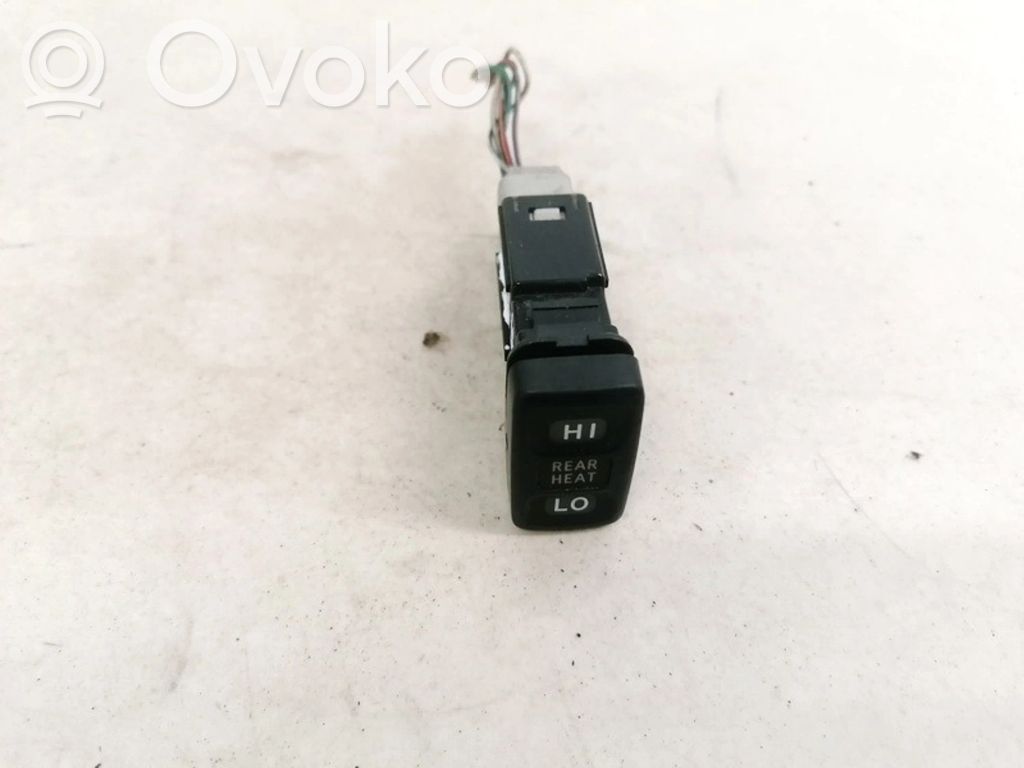 Toyota Avensis Verso Interruttore riscaldamento sedile 