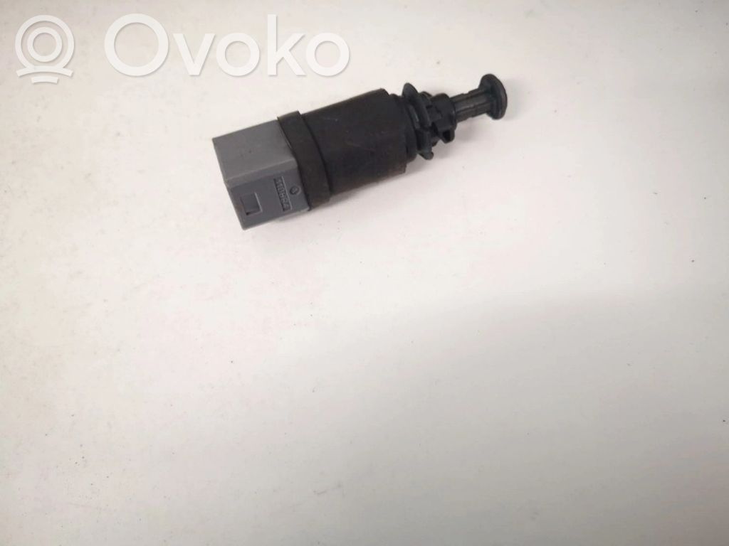 Jarrupolkimen anturin kytkin   110894,110894