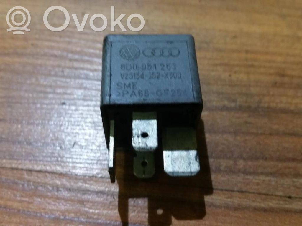 Sonstige Relais   8D0951253,8D0951253,8D0951253,8D0951253,V23134J52X300,V23134J52X300