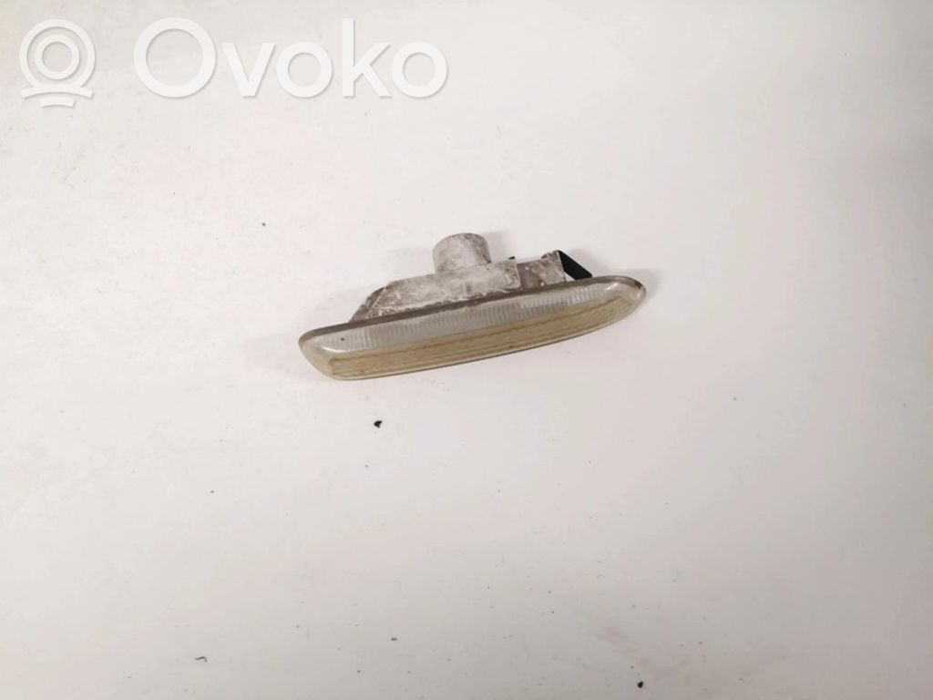 Front fender indicator light   63132228591,63132228591