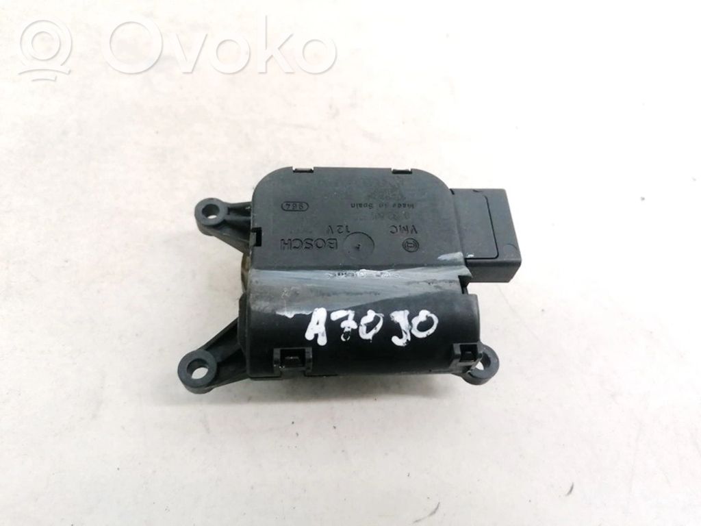 Audi A4 S4 B6 8E 8H Motor/actuator clapetă aer 