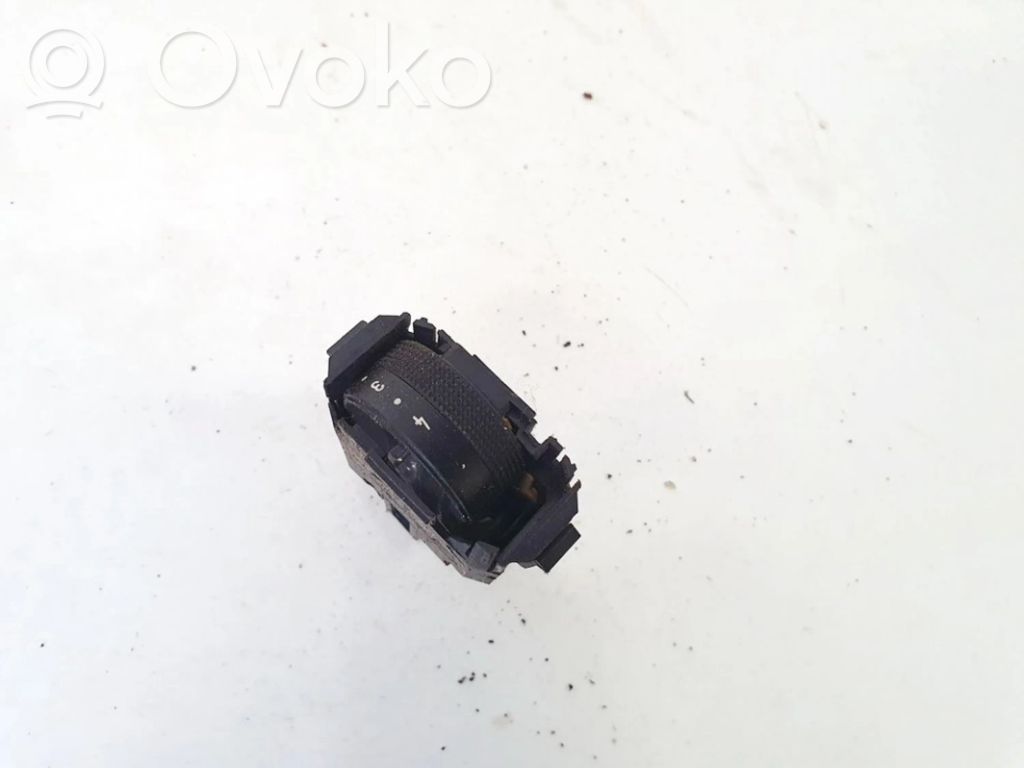Ford Ka Comutator control nivel faruri
