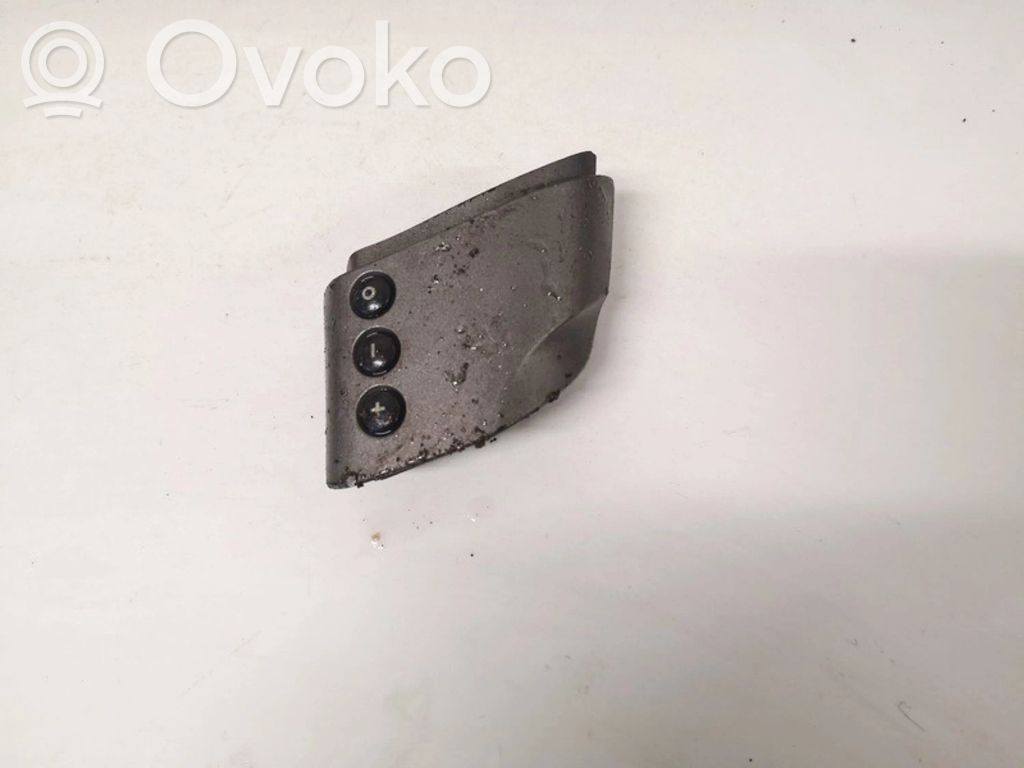 Opel Vectra C Boutons / interrupteurs volant