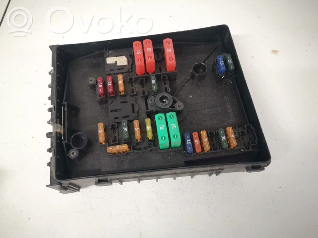 Volkswagen Golf V Set scatola dei fusibili