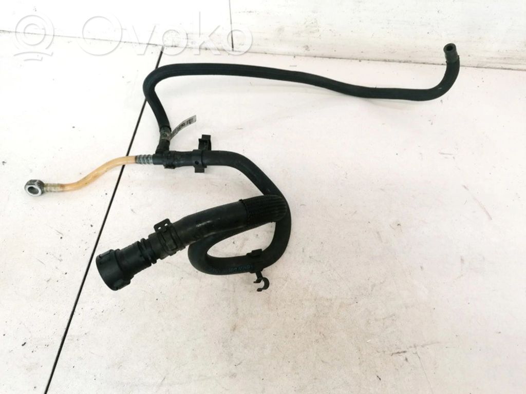 BMW 5 E60 E61 Caurule (-es) / šļūtene (-es) 