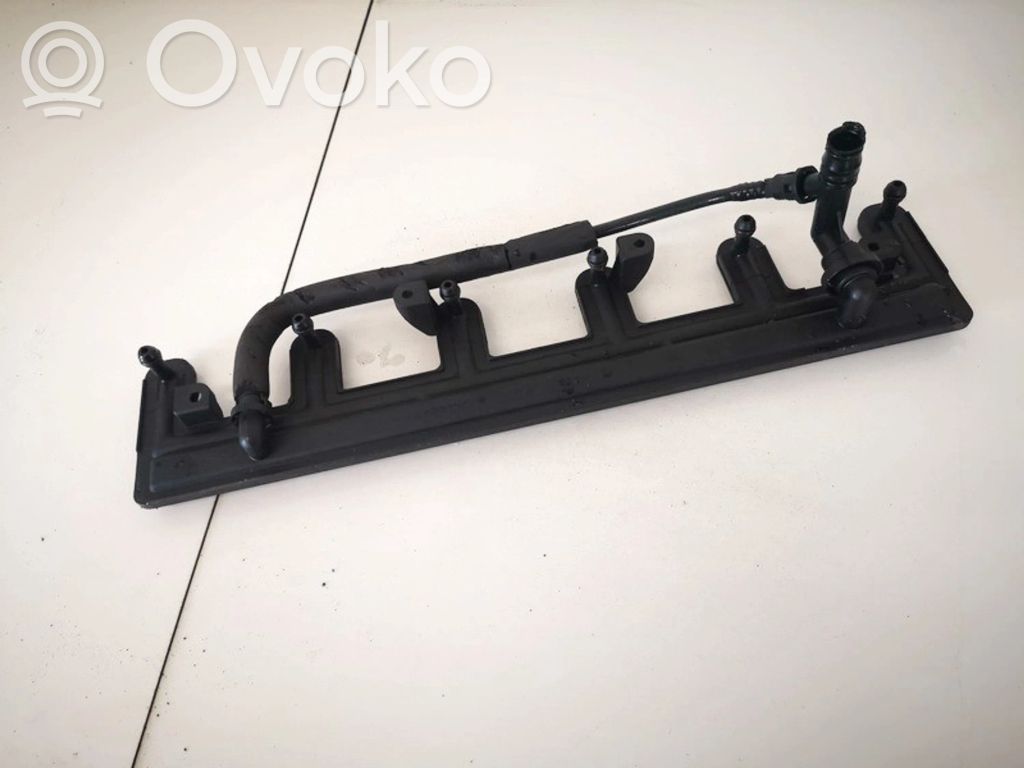 Polttoaineputki   1440318,1440318