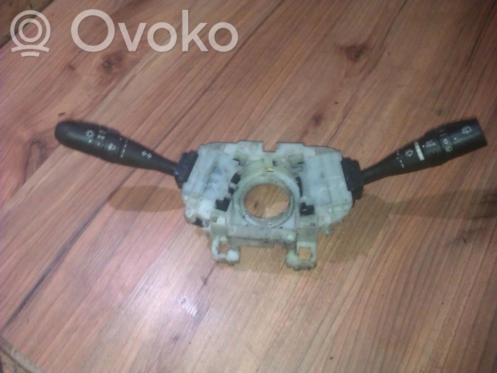 Mitsubishi Colt Bloc semnalizator și ștergător parbriz 