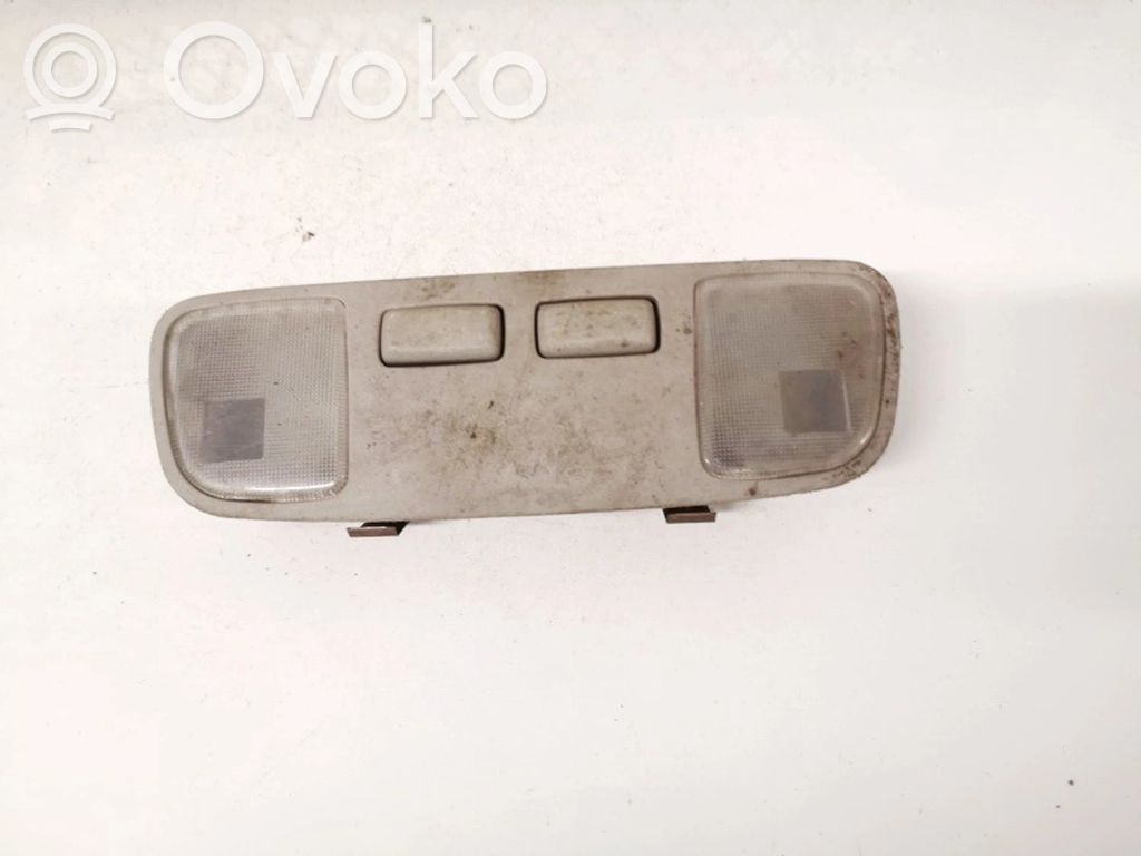 Luz del asiento delantero