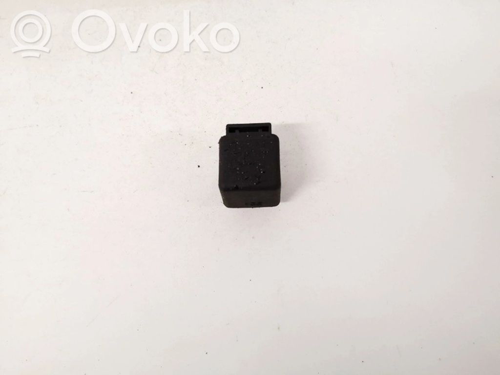 Opel Calibra Inne przekaźniki 