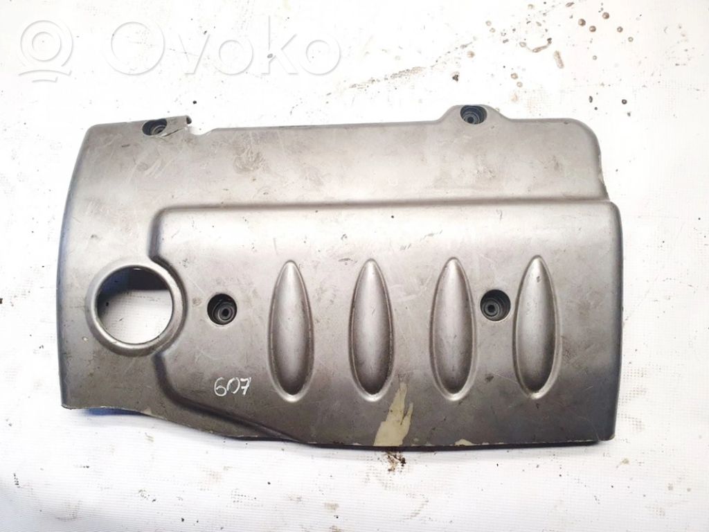 Peugeot 607 Couvercle cache moteur 