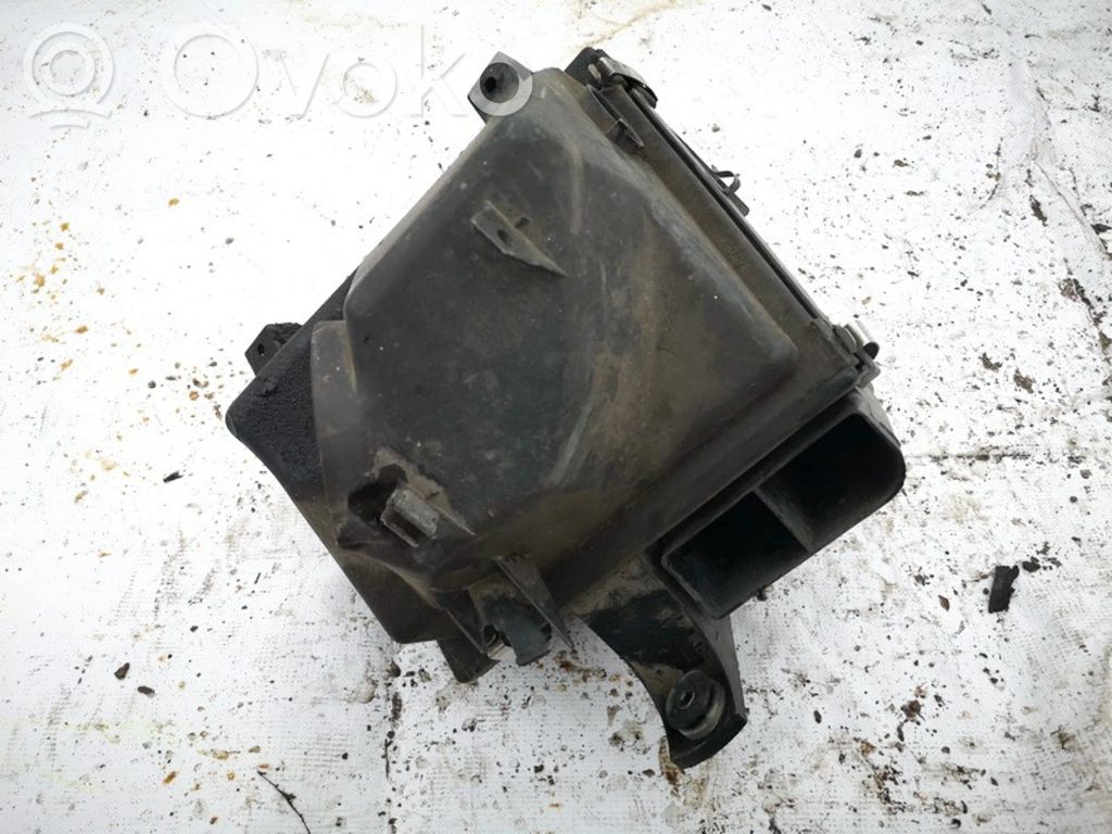 Volkswagen PASSAT B5 Ilmansuodattimen kotelo