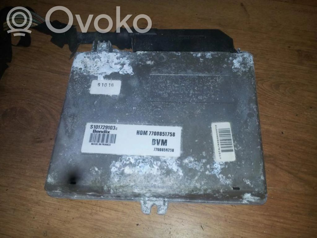 Renault Clio I Engine control unit/module 