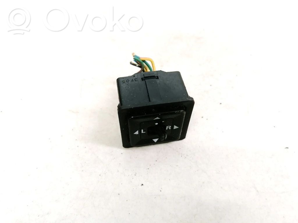 Sivupeilin kytkin   2775,2775