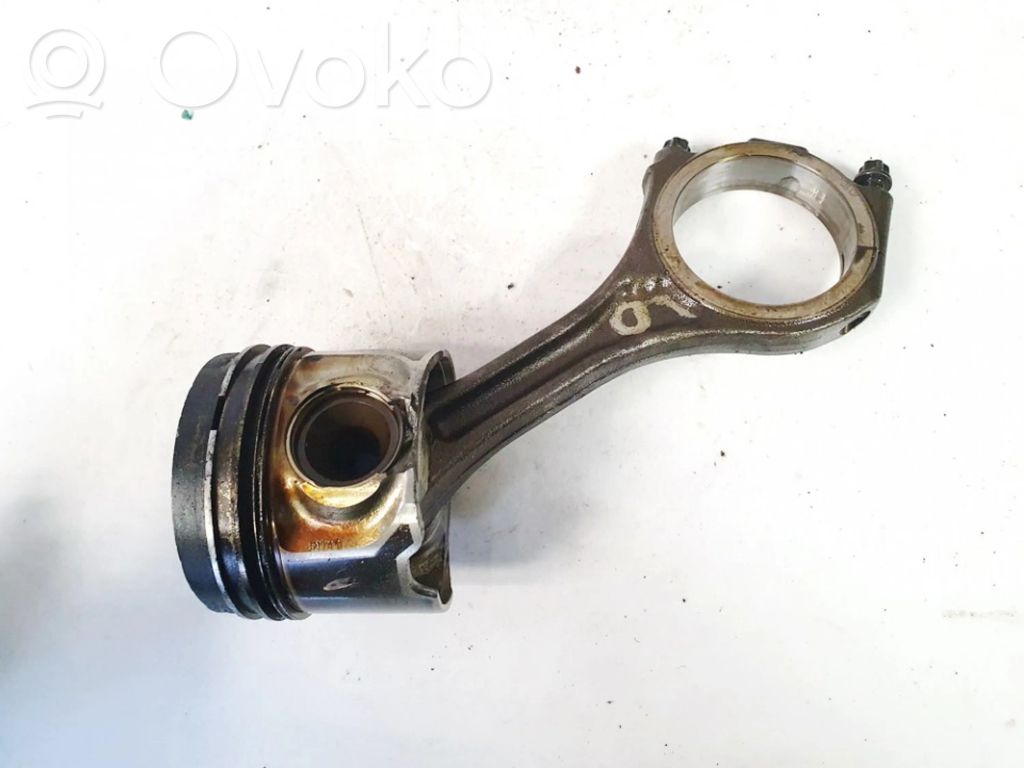 Tłok z korbowodem   059AA,059AA