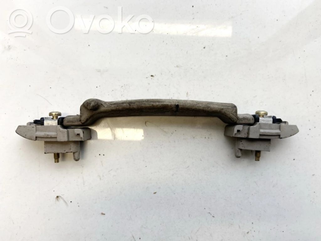 Asidero interior delantero