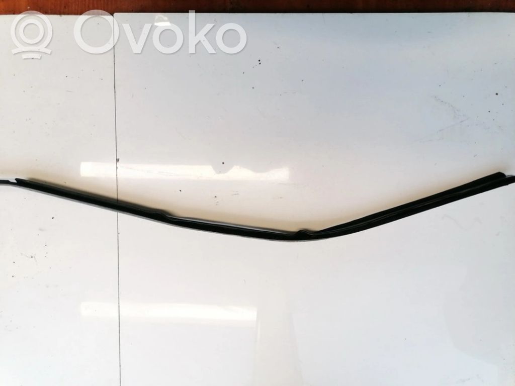 Saab 900 Rivestimento modanatura del vetro della portiera posteriore