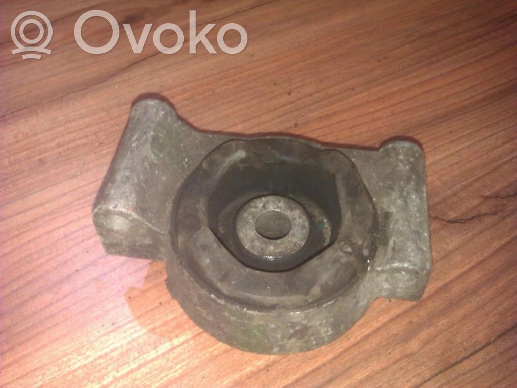 Engine mount bracket   893399151F,893399151F