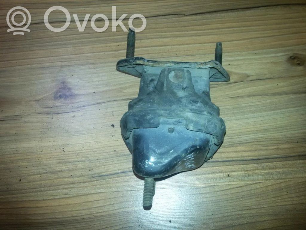Chrysler 300M Engine mount bracket 