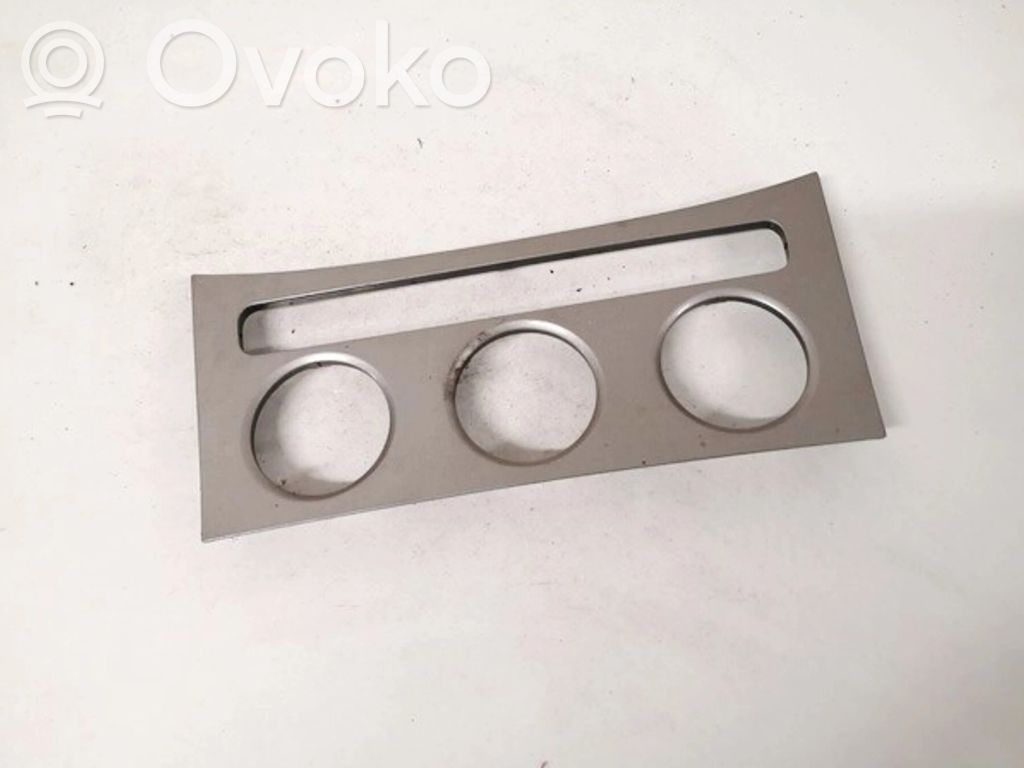 Moldura del panel   3C0863100,3C0863100E,3C0863100,3C0863100E