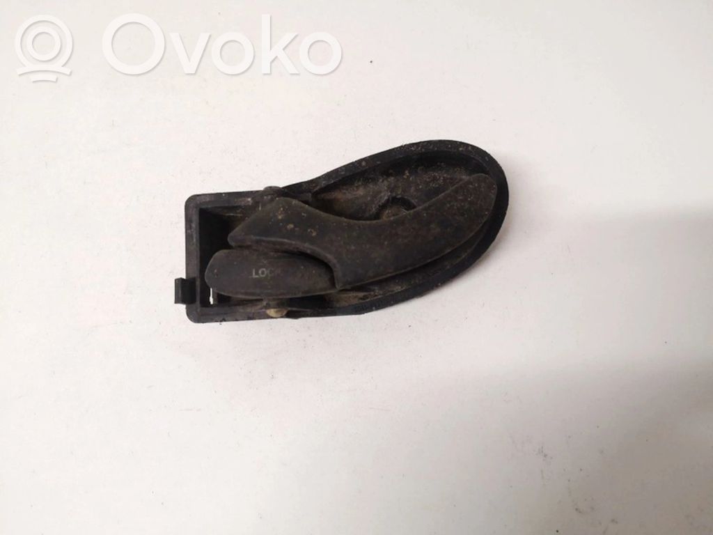 Ford Focus Manecilla interna puerta delantera 