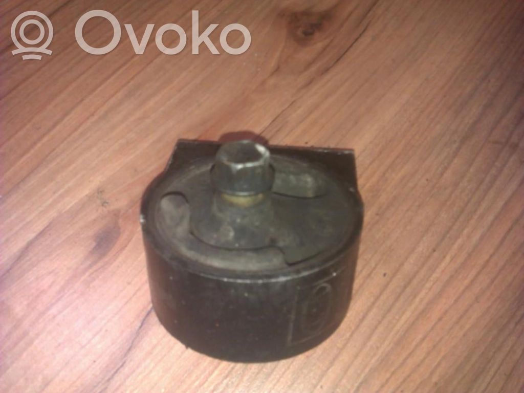 Engine mount bracket   21932FD050,21932FD050