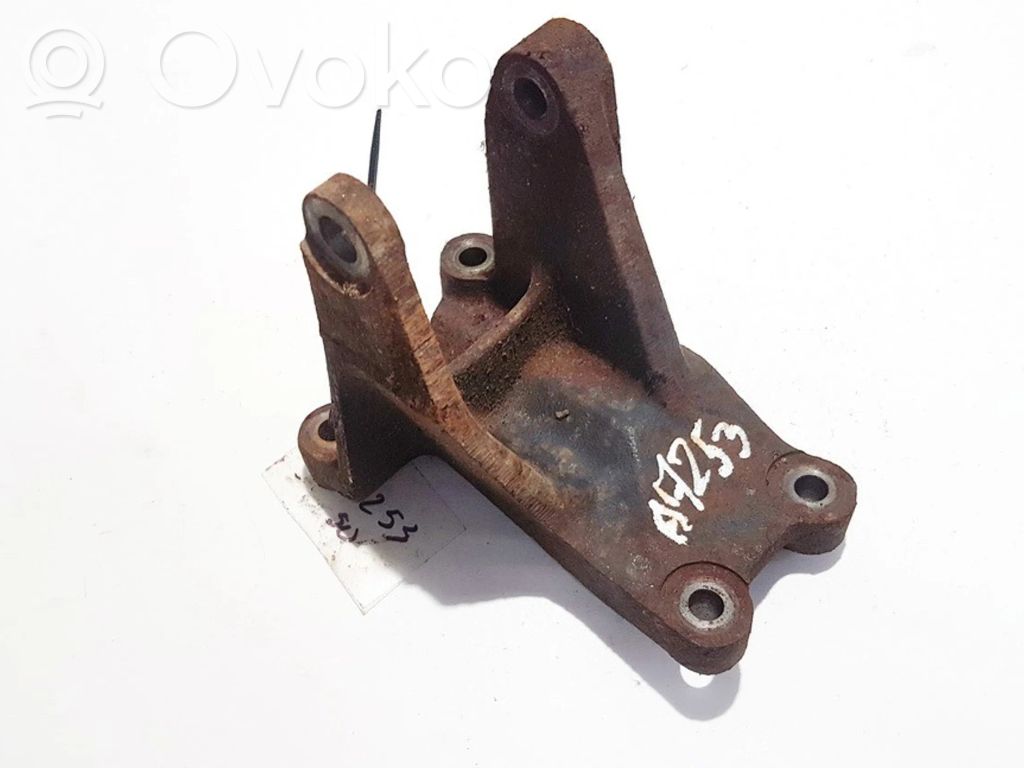 Łapa / Mocowanie silnika   M492A,M492A