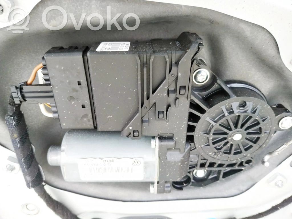 Volkswagen Golf V Motor macara geam ușă spate 