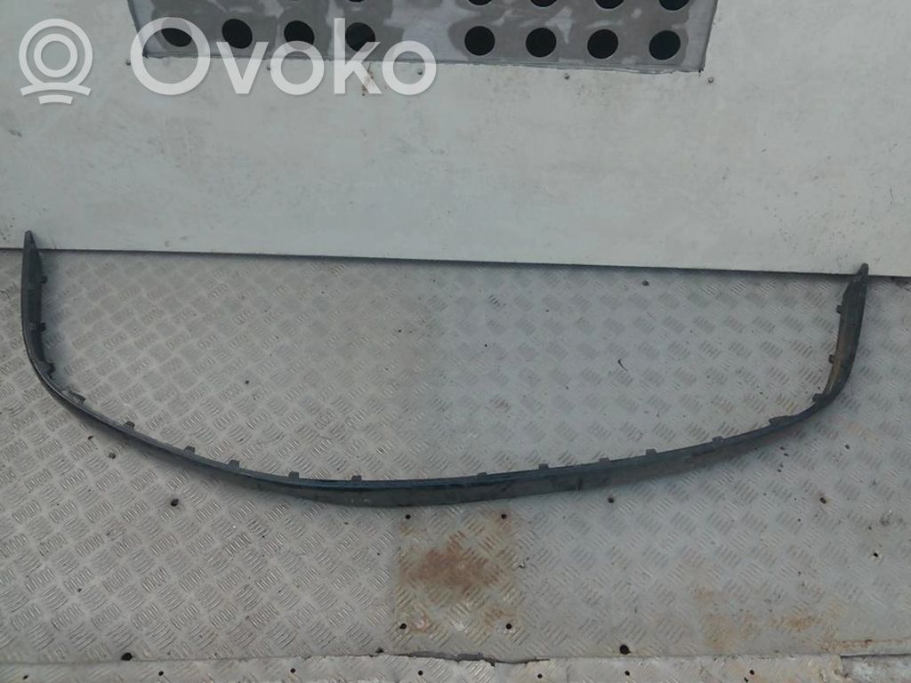 Volkswagen Golf IV Modanatura separatore del paraurti anteriore 