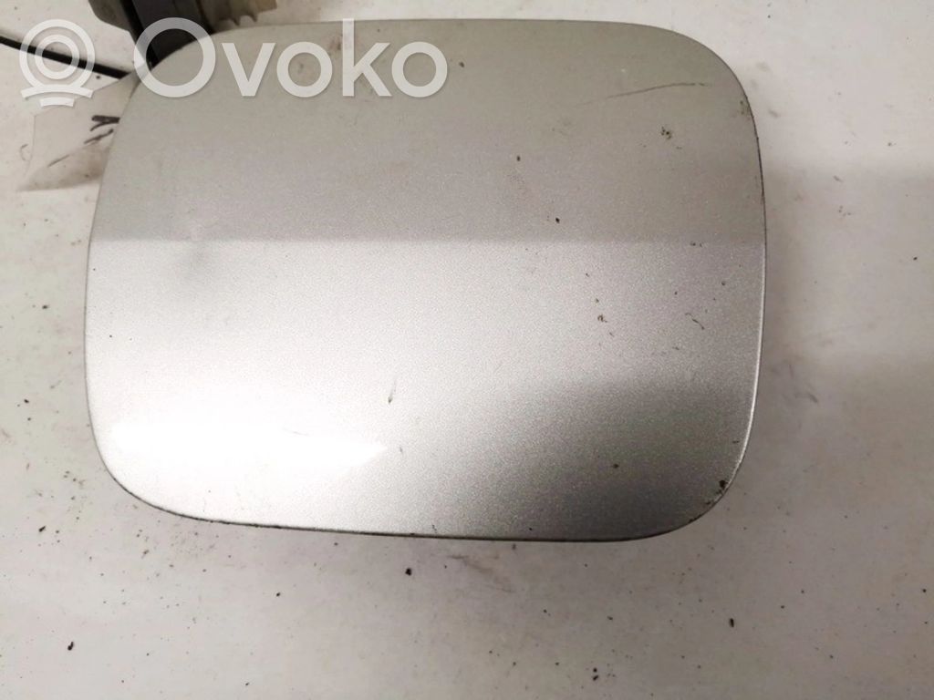 Toyota Avensis T250 Sportello del serbatoio del carburante 