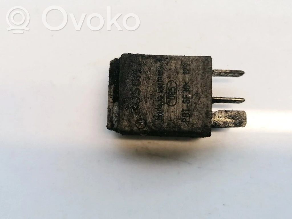 Otros relés   0332201100,0332201100