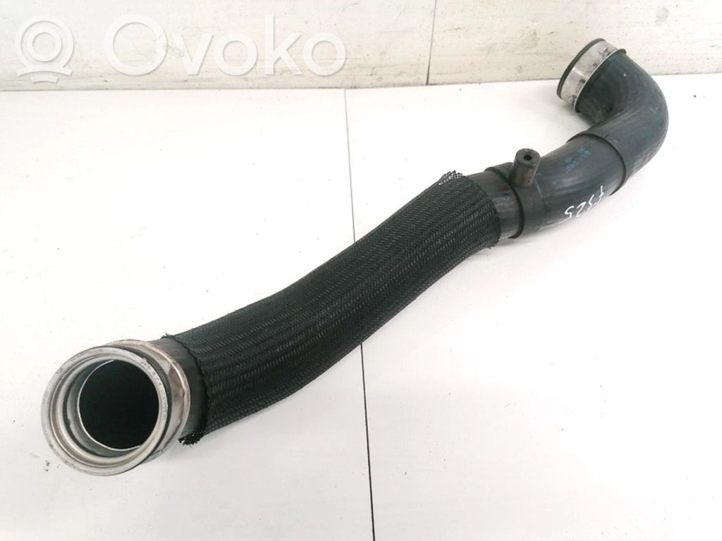 Volkswagen Touareg I Wąż / Rura intercoolera