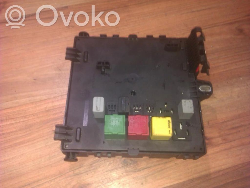Opel Vectra C Set scatola dei fusibili 
