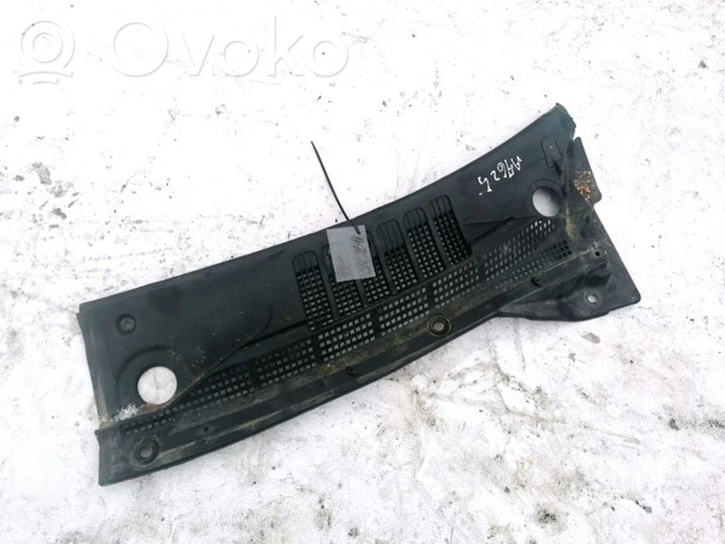 Nissan Almera Tino Zierleiste Scheibenwischer 