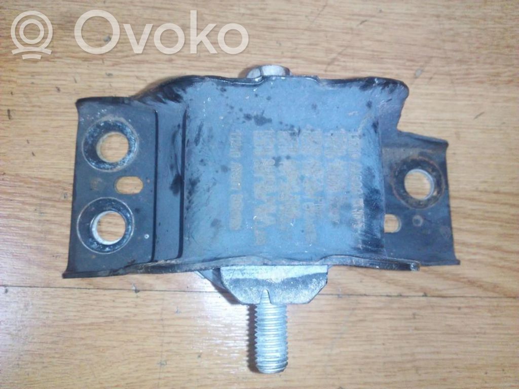 Nissan Micra Engine mount bracket 