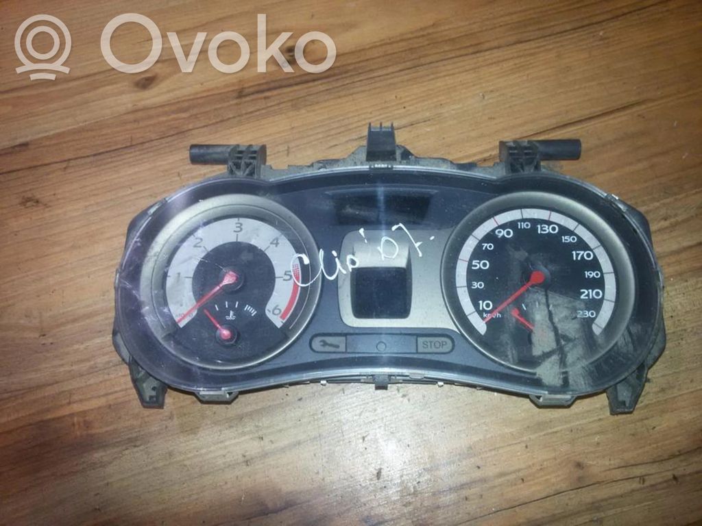 Renault Clio III Speedometer (instrument cluster) 