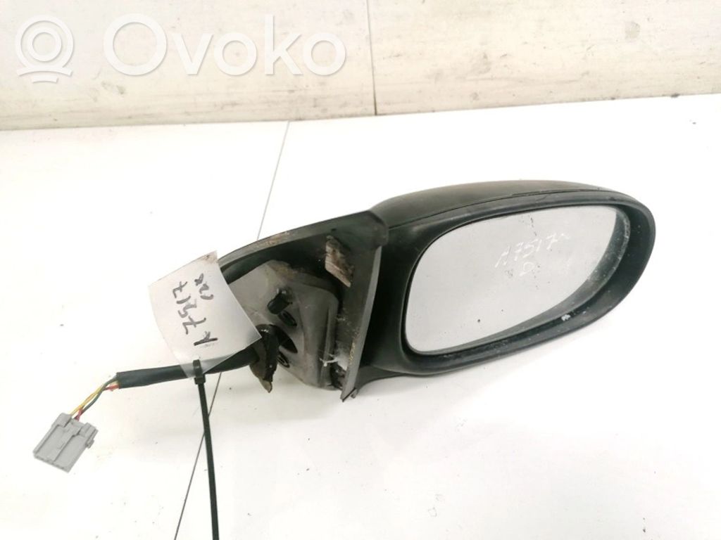 Nissan Almera N16 Specchietto retrovisore elettrico portiera anteriore 
