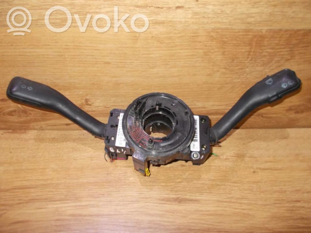 Skoda Fabia Mk1 (6Y) Bague collectrice/contacteur tournant airbag (bague SRS) 