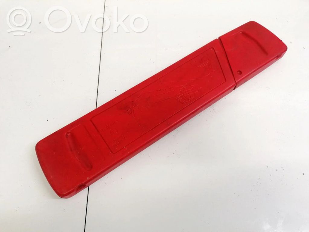 Varoituskolmio   E1727R03278,E1727R03278