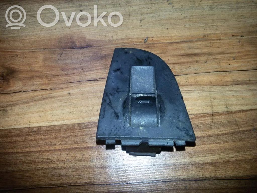 Audi A6 S6 C5 4B Interruttore di controllo dell’alzacristalli elettrico