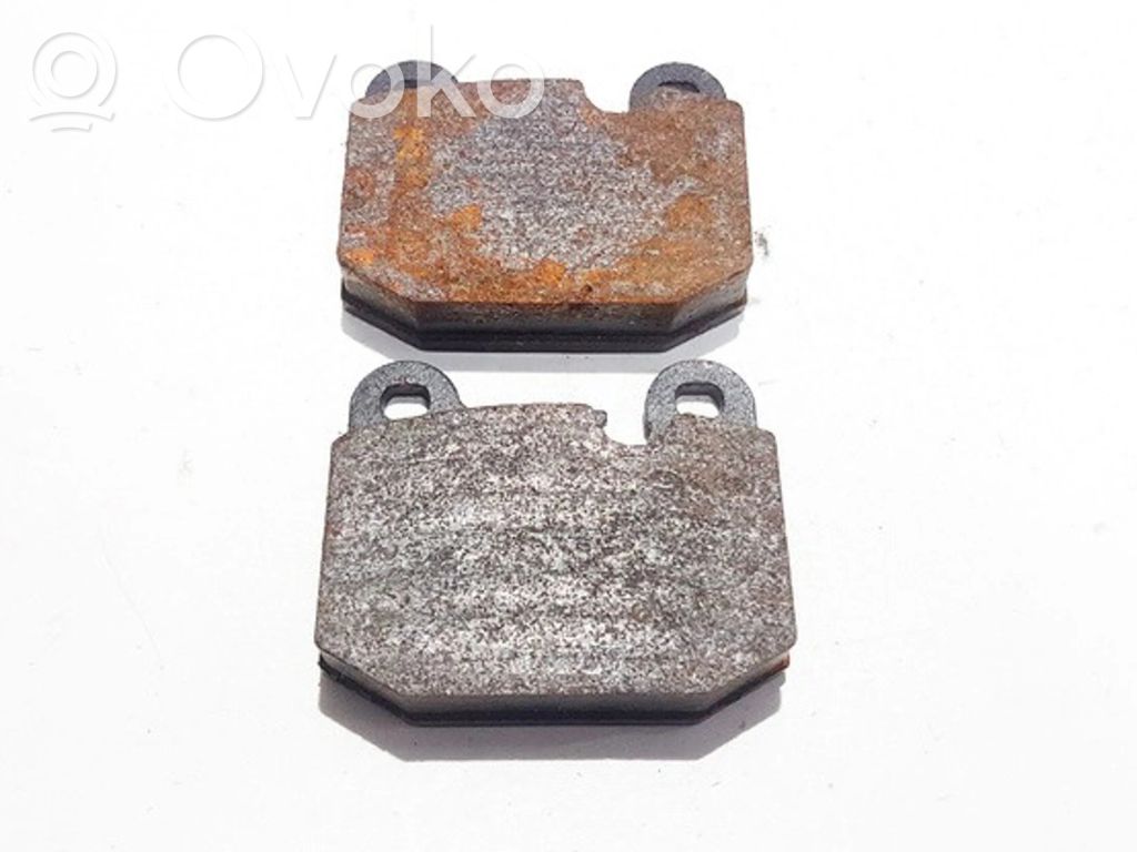 BMW 3 E21 Brake pads (front) 
