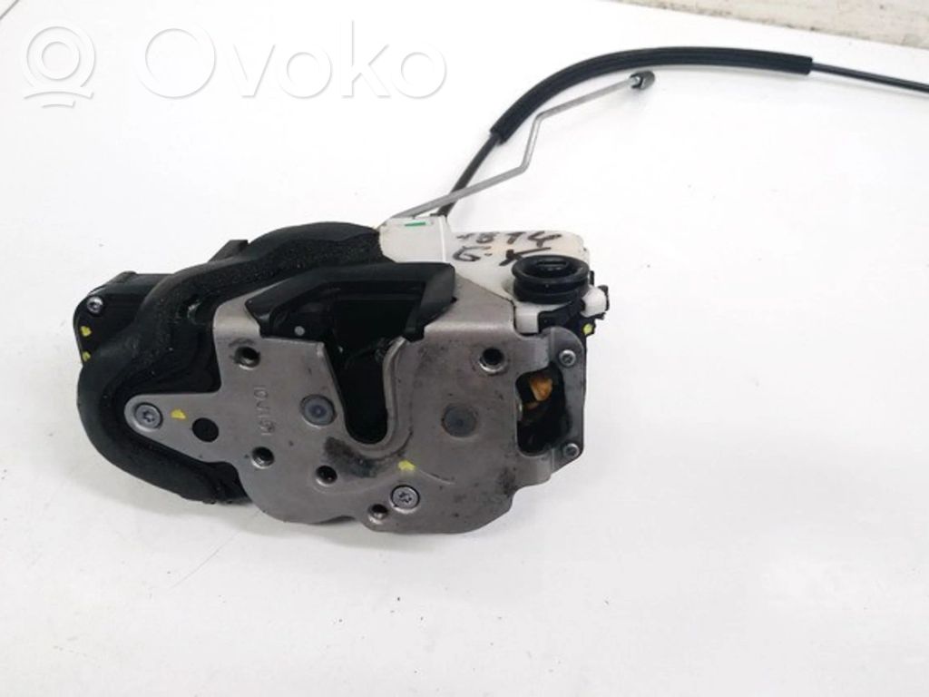 Opel Astra J Zamek drzwi tylnych 